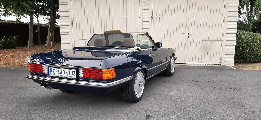 MERCEDES 560 SL V 8 .UNIEK IN NIEUWSTAAT EN OLDTIMER GEKEURD, foto 6
