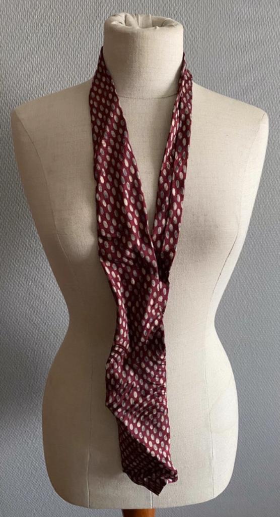 Bordeaux stropdas in zijde Pierre Cardin, Vêtements | Hommes, Cravates, Envoi, Comme neuf, Pierre Cardin, À motif