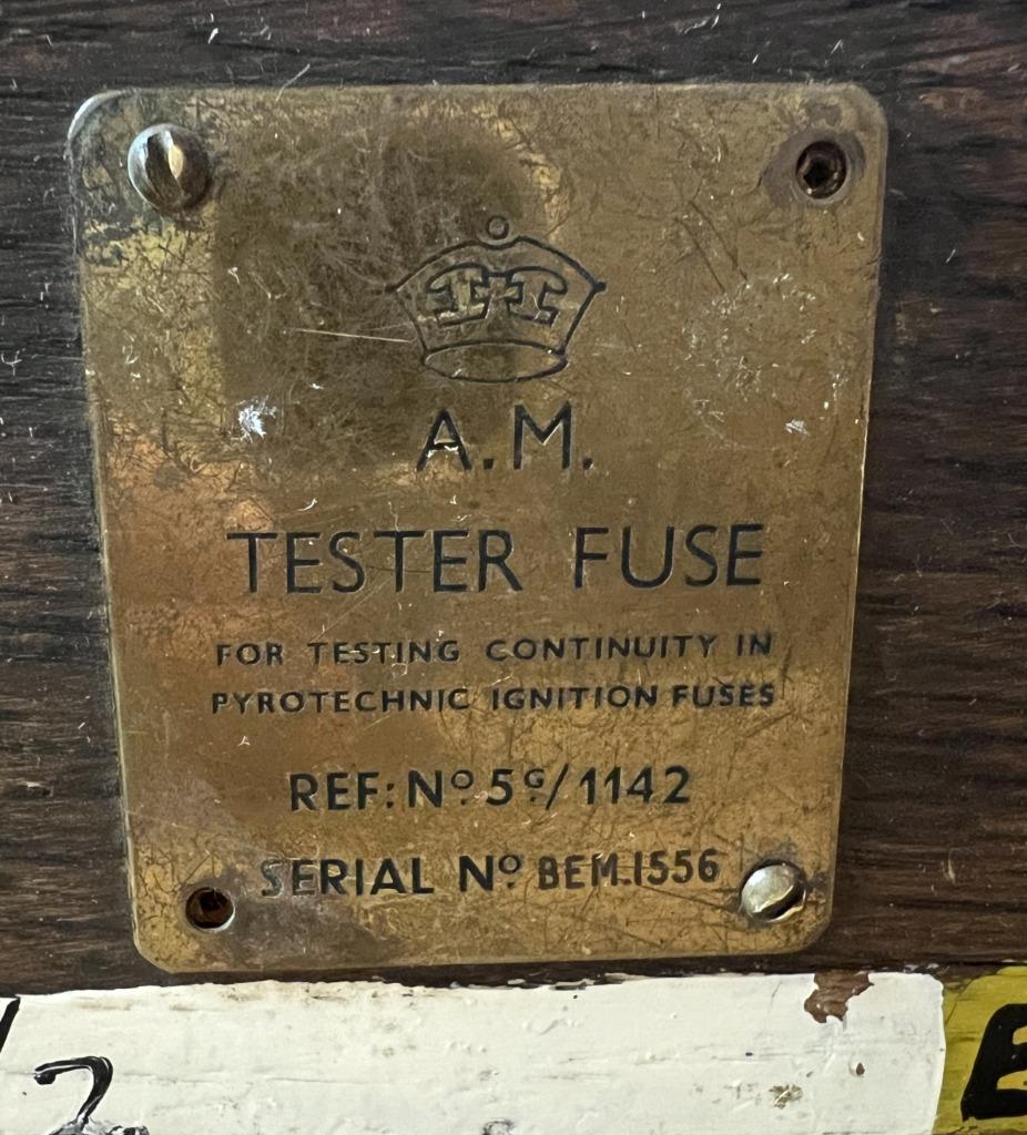 WO2 - Royal Air Force - Air Ministry tester fuse, Verzamelen, Ophalen of Verzenden, Luchtmacht, Overige typen