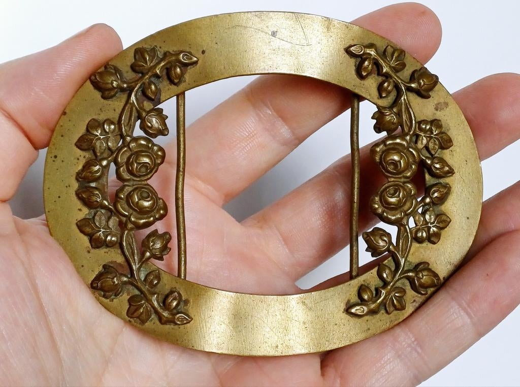 Grande boucle ancienne, Bijoux, Sacs & Beauté, Bijoux anciens, Enlèvement ou Envoi, Bronze
