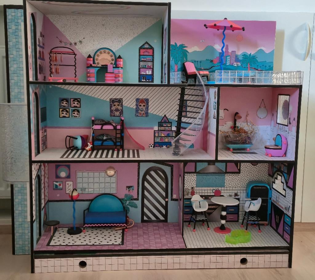 LOL Poppenhuis, Ophalen, Zo goed als nieuw, Poppenhuis