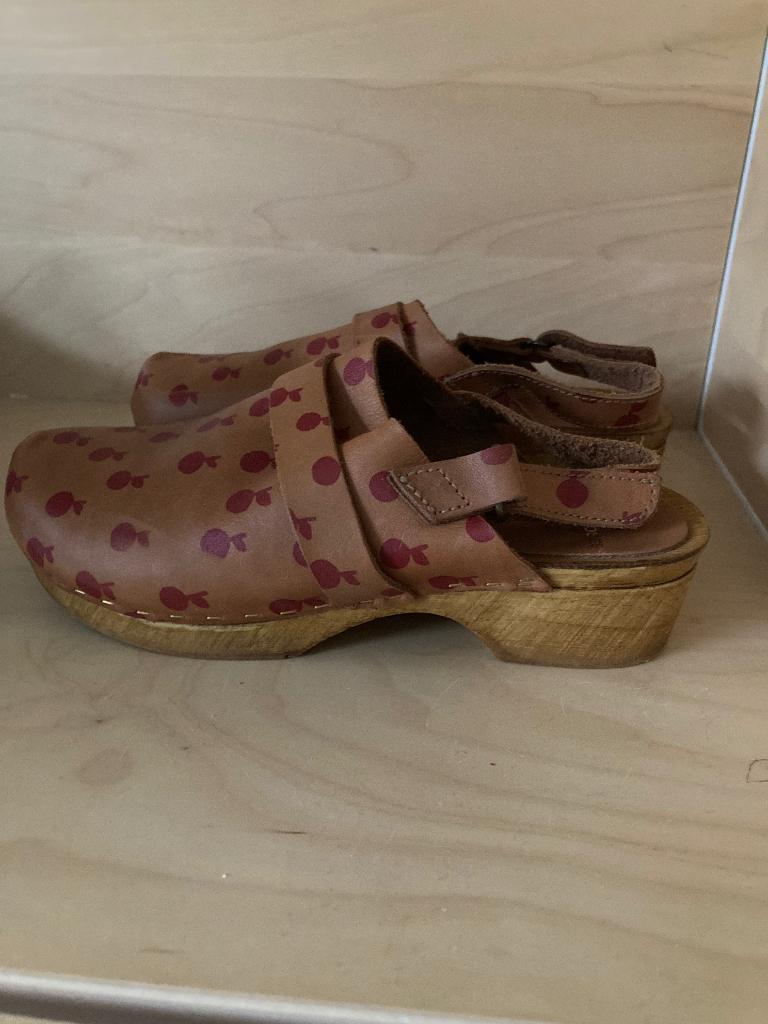 Bobo Choses houten sandalen, Ophalen, Meisje, Schoenen, Zo goed als nieuw