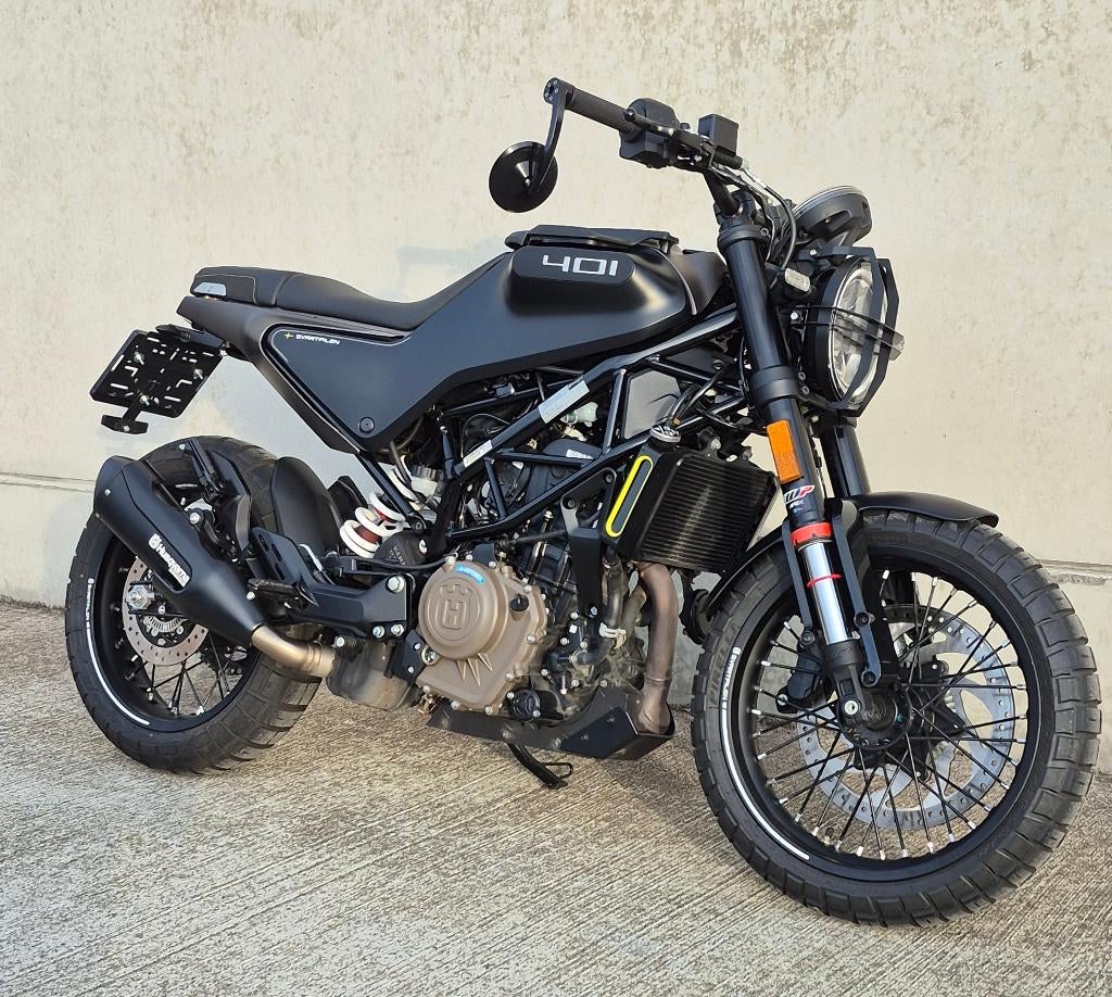 husqvarna svartpilen 401, 2 cilinders, Bedrijf, 373 cc, Minimaal motorrijbewijs A2