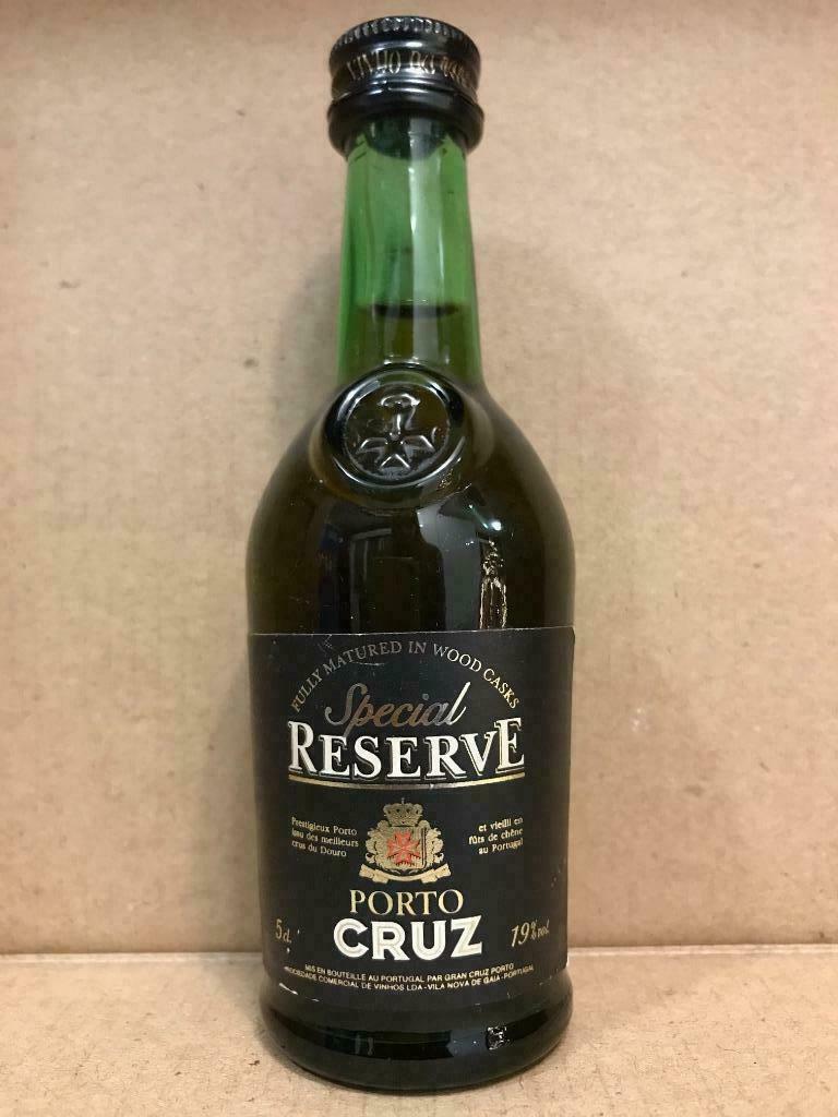 Porto Cruz Special Reserve - Mignonnette d'alcool - 5 cl, Autres régions, Enlèvement ou Envoi, Pleine, Comme neuf