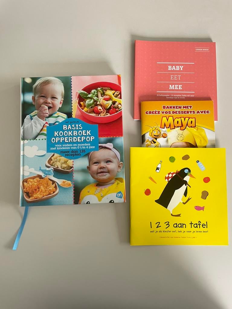 Kookboeken baby-kleuter . 1 grote en 3 kleintjes ., Enlèvement, Neuf