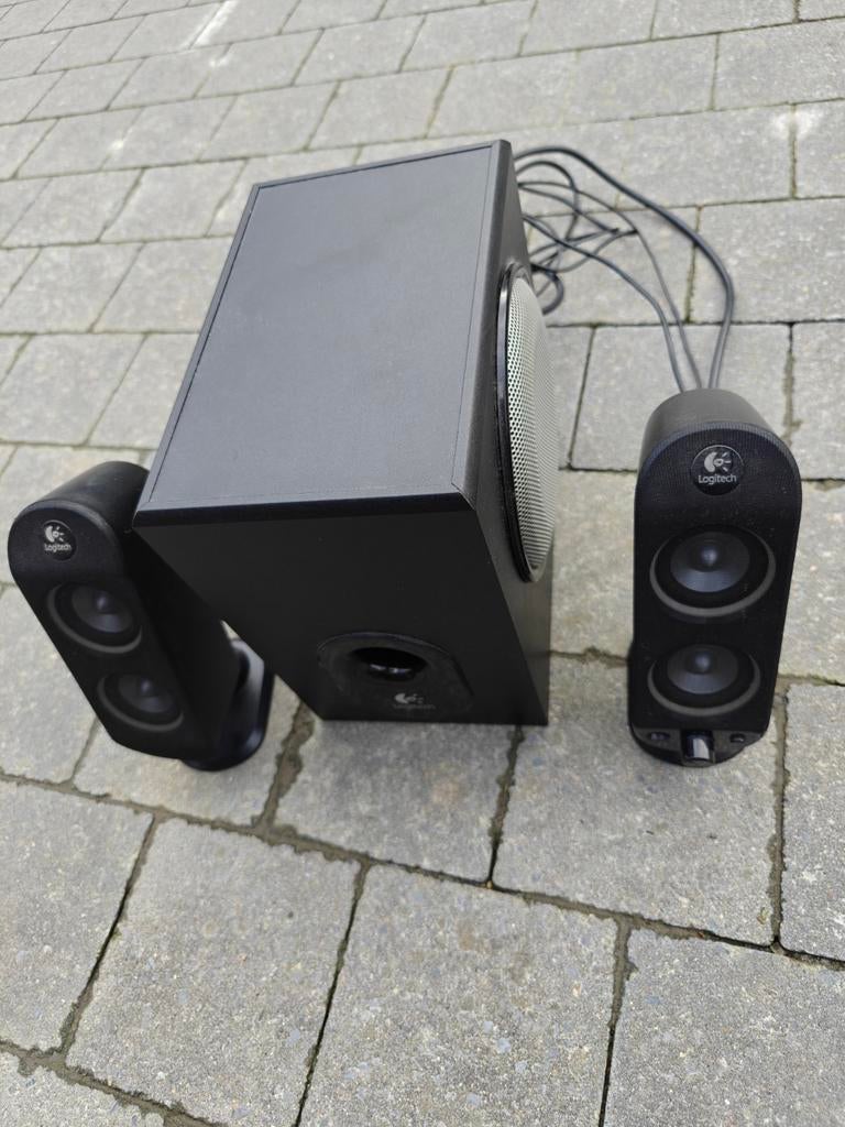 Logitech X-230 geluidsbox, Computers en Software, Pc speakers, Zo goed als nieuw, Ophalen of Verzenden