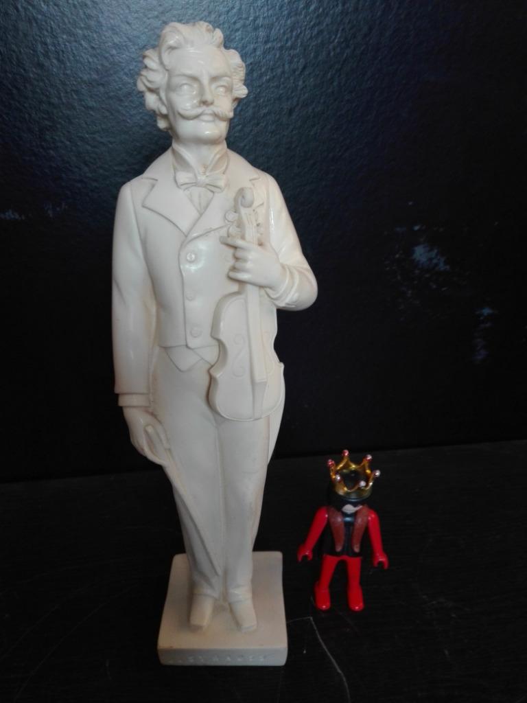 105) Beeldje van J strauss door G Ruggeri, Antiek en Kunst, Ophalen of Verzenden