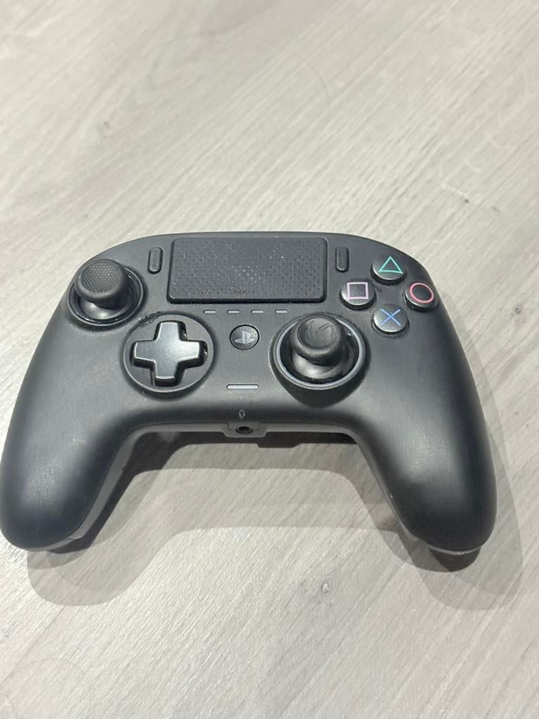 Nacon controler, Games en Spelcomputers, Ophalen, Zo goed als nieuw