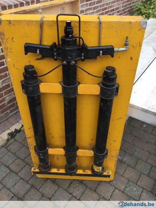 distributeur de colle sika bond 5400 comme neuf prix cassé 3, Enlèvement ou Envoi, Utilisé