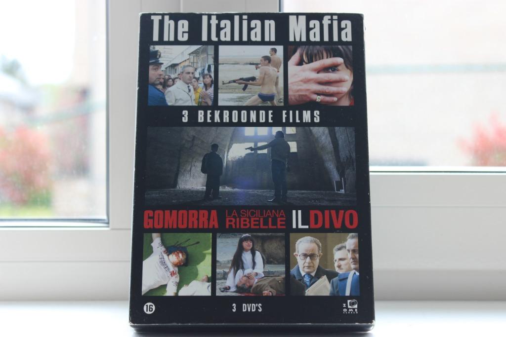 3DVD BOX THE ITALIAN MAFIA / ALS NIEUW, Enlèvement ou Envoi