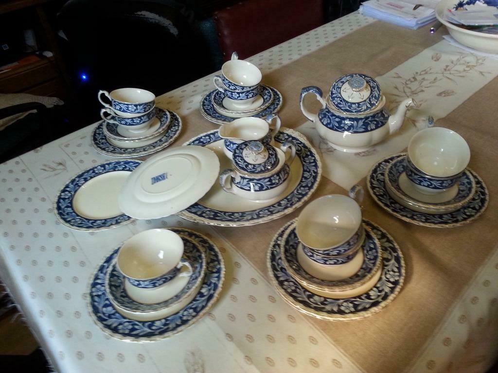 Tea service Elysian, Huis en Inrichting, Ophalen, Zo goed als nieuw, Overige stijlen, Aardewerk