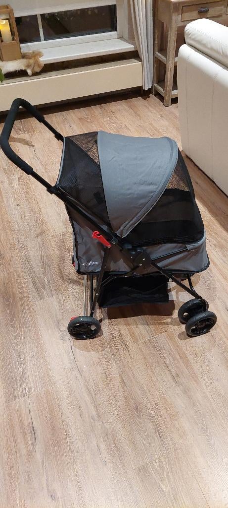 Buggy voor kleine hondjes, Dieren en Toebehoren, Ophalen, Zo goed als nieuw
