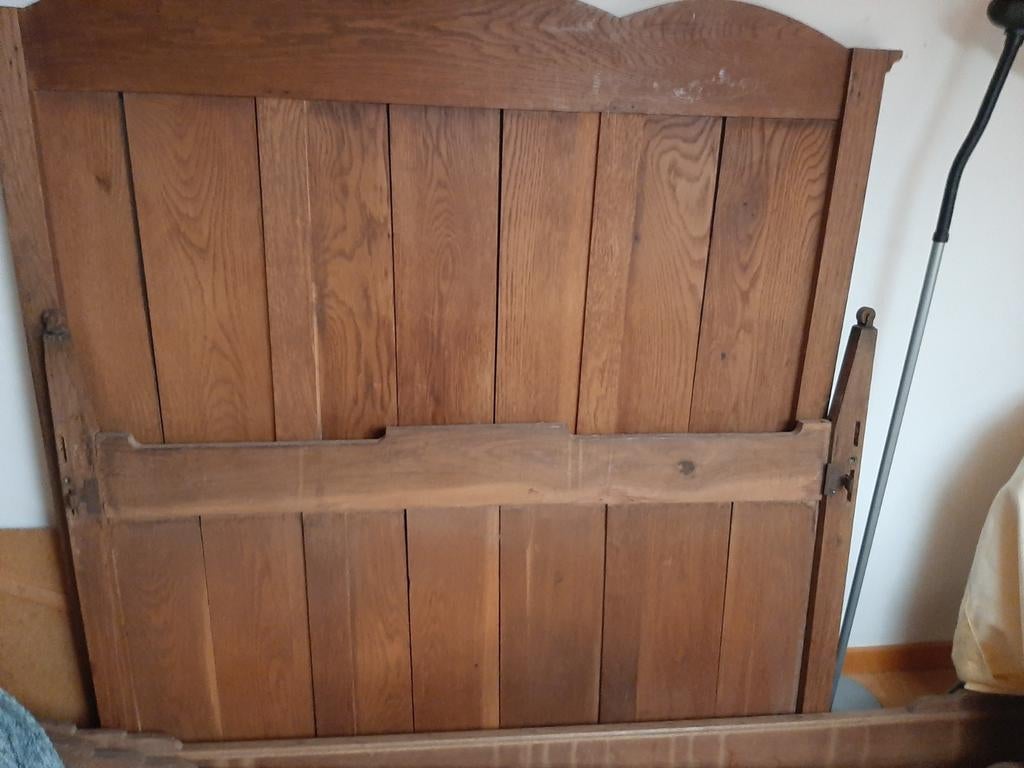 Antiek Eiken bed, Ophalen