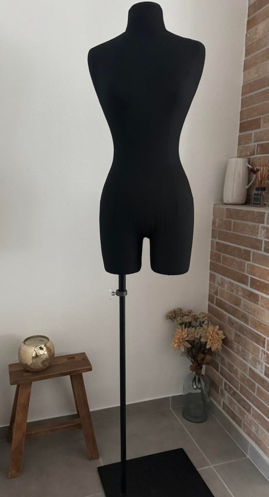 Mannequin/ buste, Enlèvement, Comme neuf