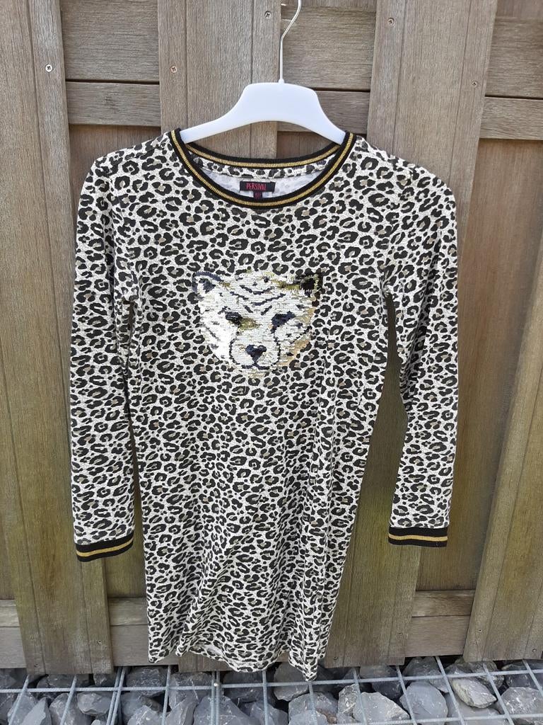Robe Tiger taille 140, Vêtements | Femmes, Pyjamas, Enlèvement ou Envoi