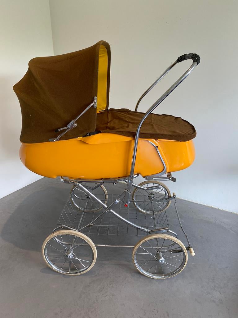 Luigi Colani baby buggy model Cocon design, Kinderen en Baby's, Ophalen, Gebruikt, Kinderwagen