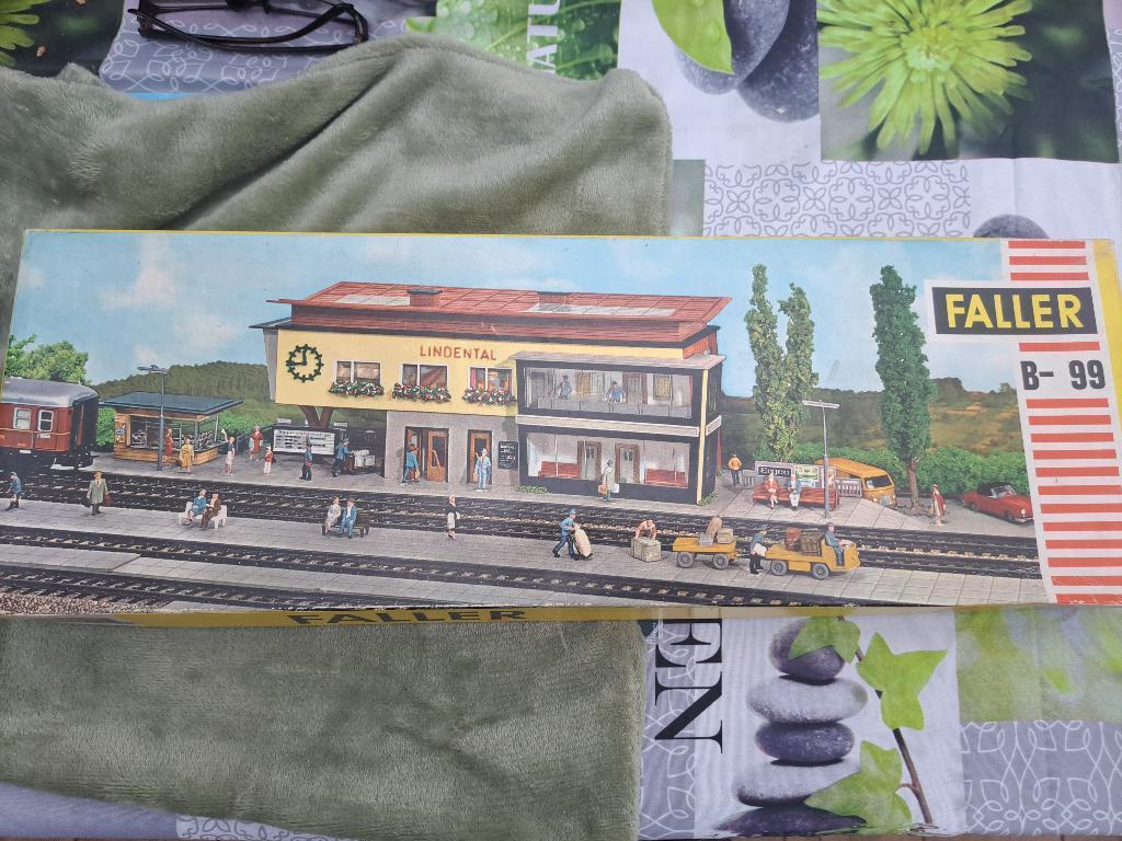 FALLER H0 B-99 Gare Bahnhof Lindental années 70, Enlèvement ou Envoi