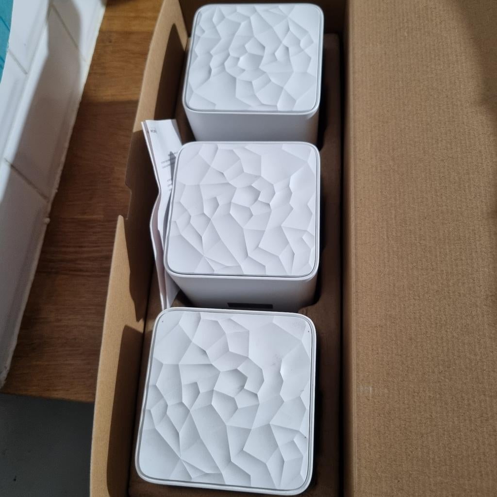 Tenda Nova MW3 AC1200 Wifi Booster, Enlèvement