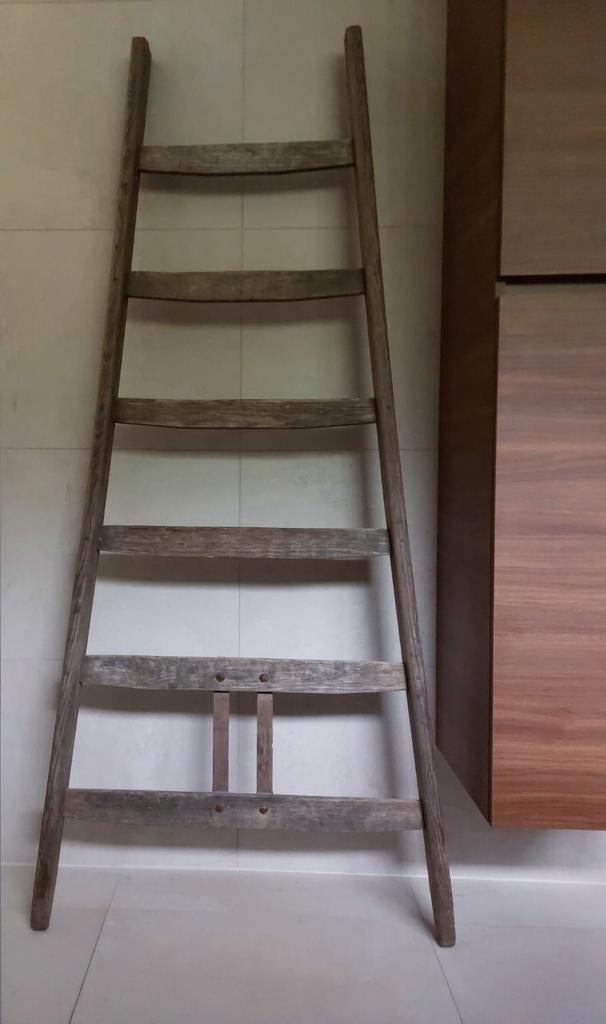 Houten ladder, Ophalen
