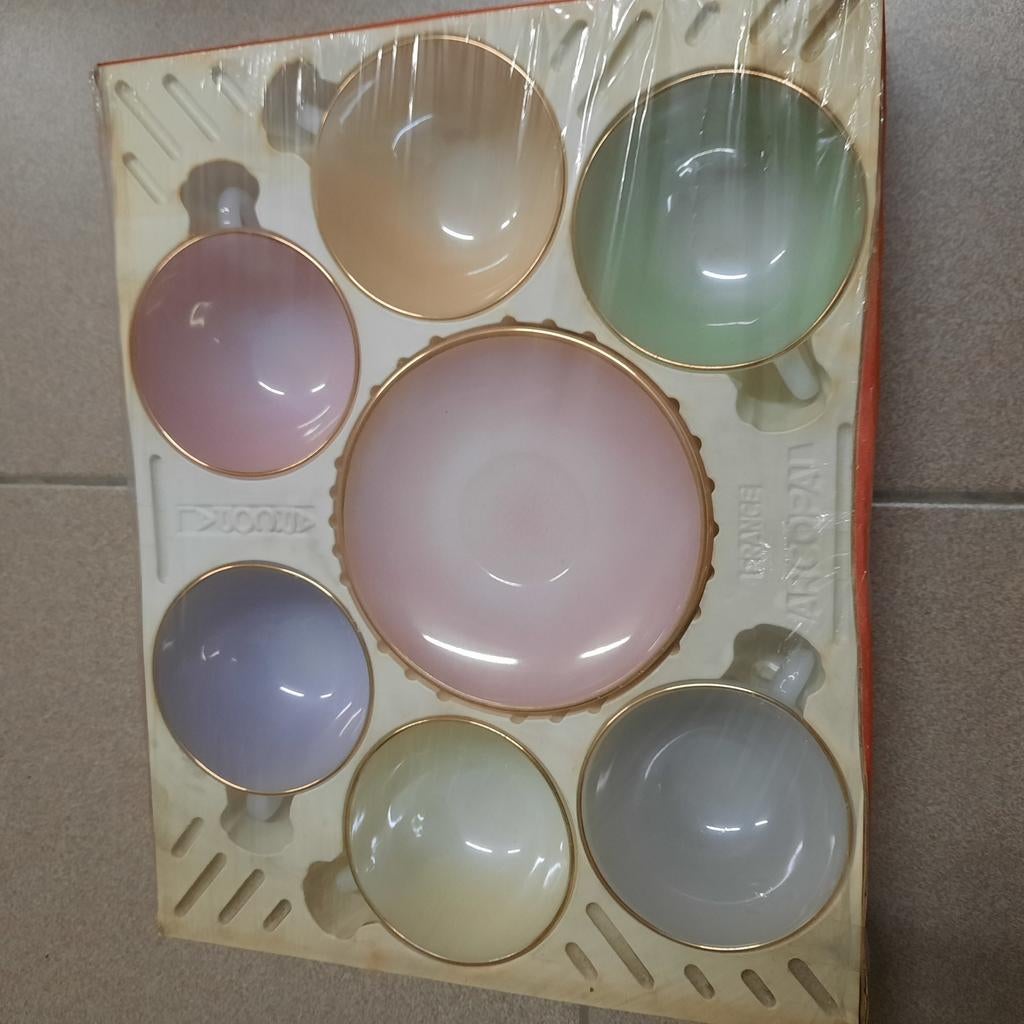 Arcopal tas+ondertas, Antiek en Kunst, Antiek | Servies compleet, Ophalen