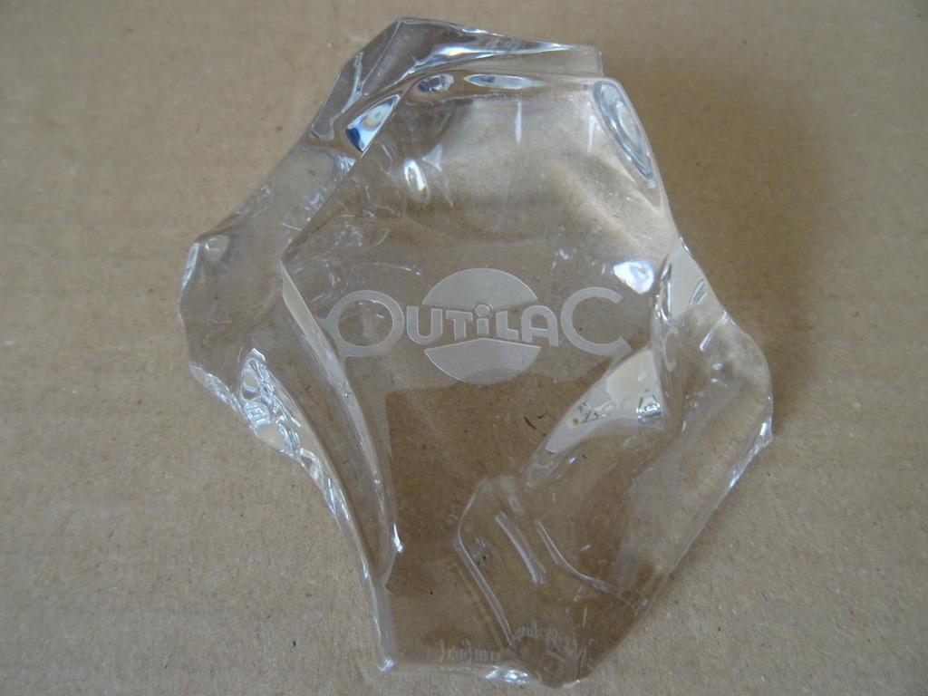 Presse-papier cristal Curiosités Val Saint Lambert Outilac, Enlèvement ou Envoi