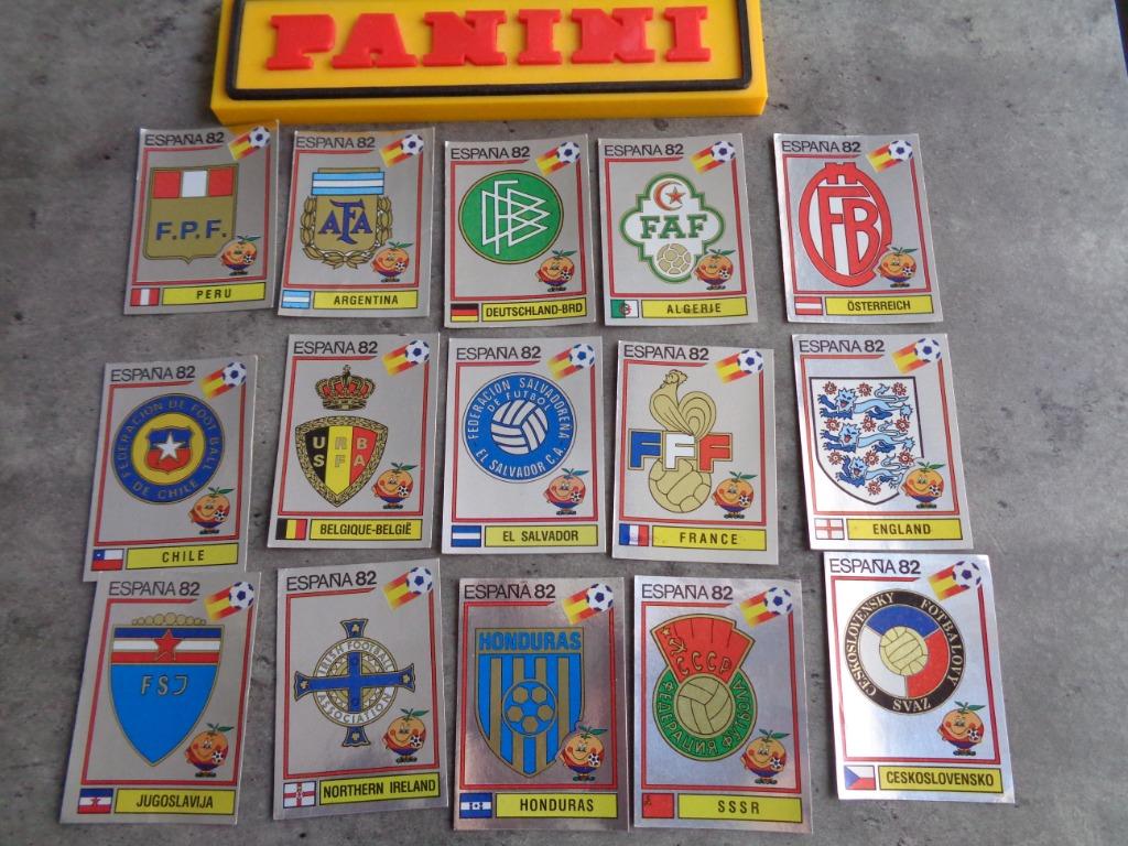 PANINI VOETBAL STICKERS WORLD CUP 82 WK EMBLEMEN 15X, Ophalen of Verzenden, Sticker