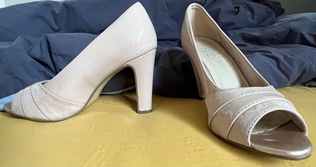 Roze Damesschoenen , maat 39; hak 9cm, Rose, Escarpins, Comme neuf, Enlèvement
