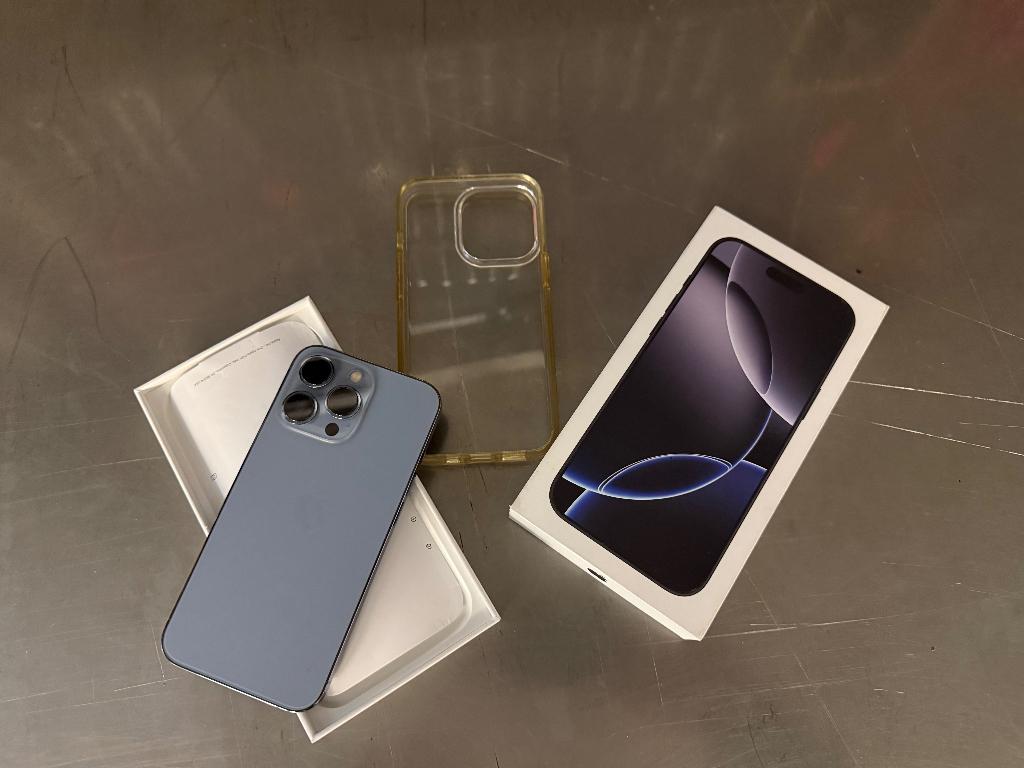 iPhone  13 pro état proche du neuf, Télécoms, Téléphonie mobile | Apple iPhone, IPhone 13, Comme neuf, Enlèvement, Sans abonnement
