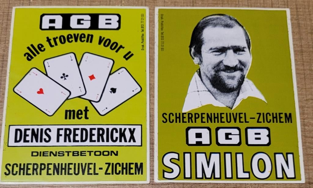2 oude stickers: AGB Scherpenheuvel-Zichem, Verzamelen, Stickers, Ophalen of Verzenden, Gebruikt, Bedrijf of Vereniging