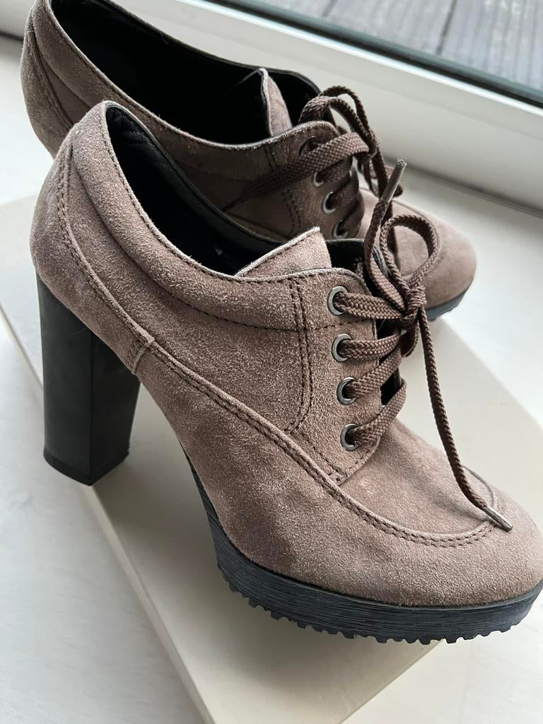 Hogan veterschoenen maat 37, Kleding | Dames, Verzenden, Zo goed als nieuw