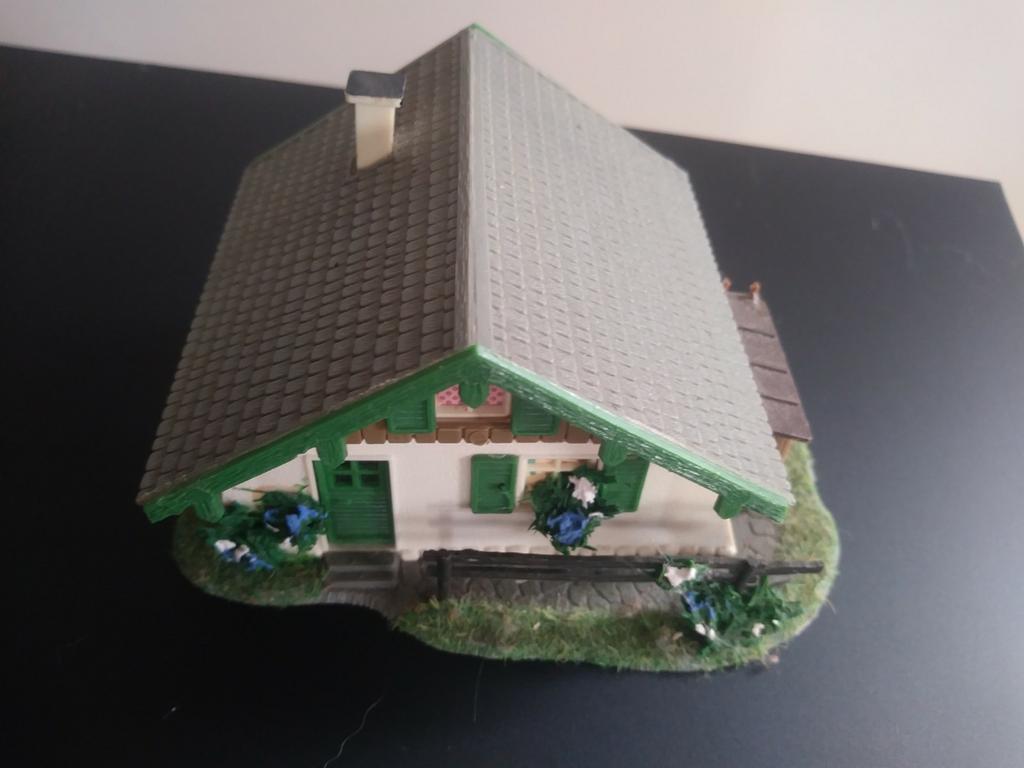 Chalet, Enlèvement ou Envoi, Comme neuf