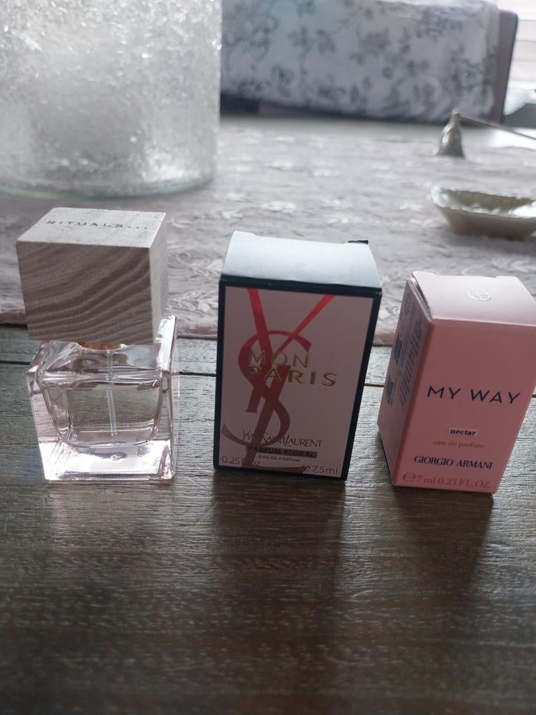 3 parfums miniatures., Bijoux, Sacs & Beauté, Beauté | Parfums, Enlèvement, Comme neuf