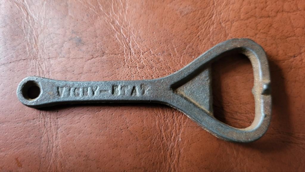 VICHY ETAT-opener, Verzamelen