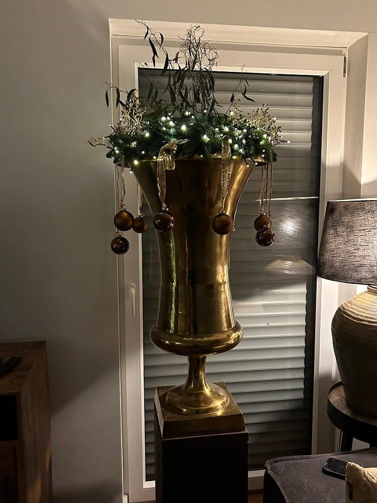 Grote bloempot - vaas - bokaal - goudkleur - alu, Ophalen of Verzenden, Overige kleuren, Overige materialen, 75 cm of meer