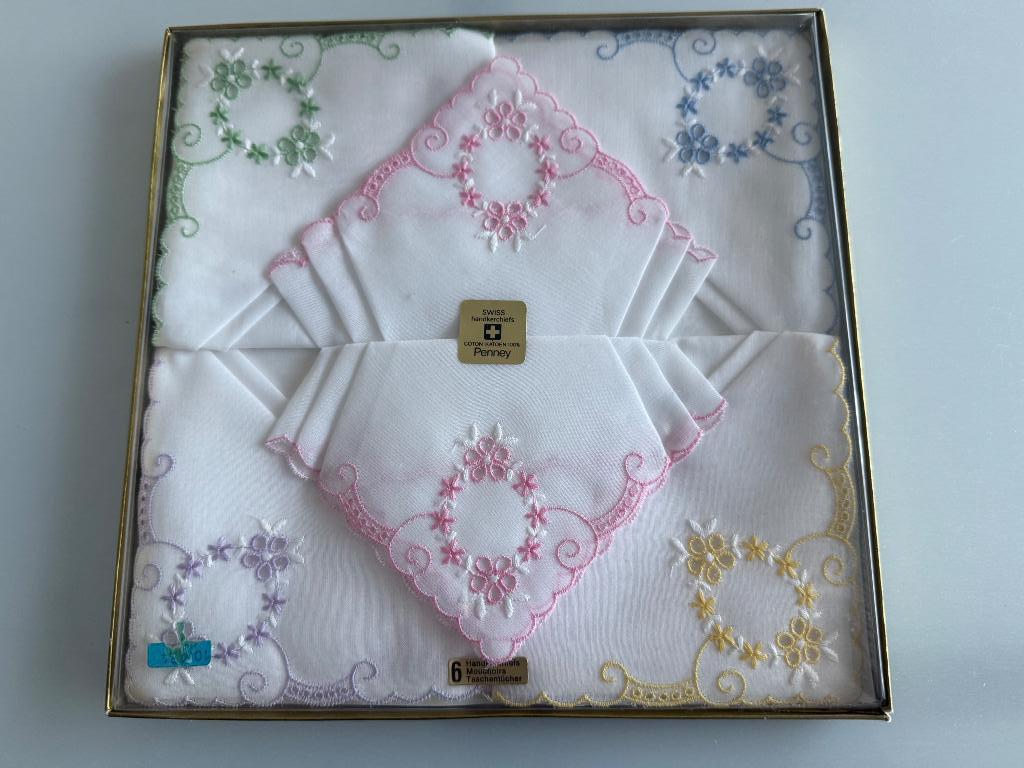 6 nieuwe zakdoeken Penney Swiss hand made gratis verzending, Handtassen en Accessoires, Ophalen of Verzenden, Nieuw