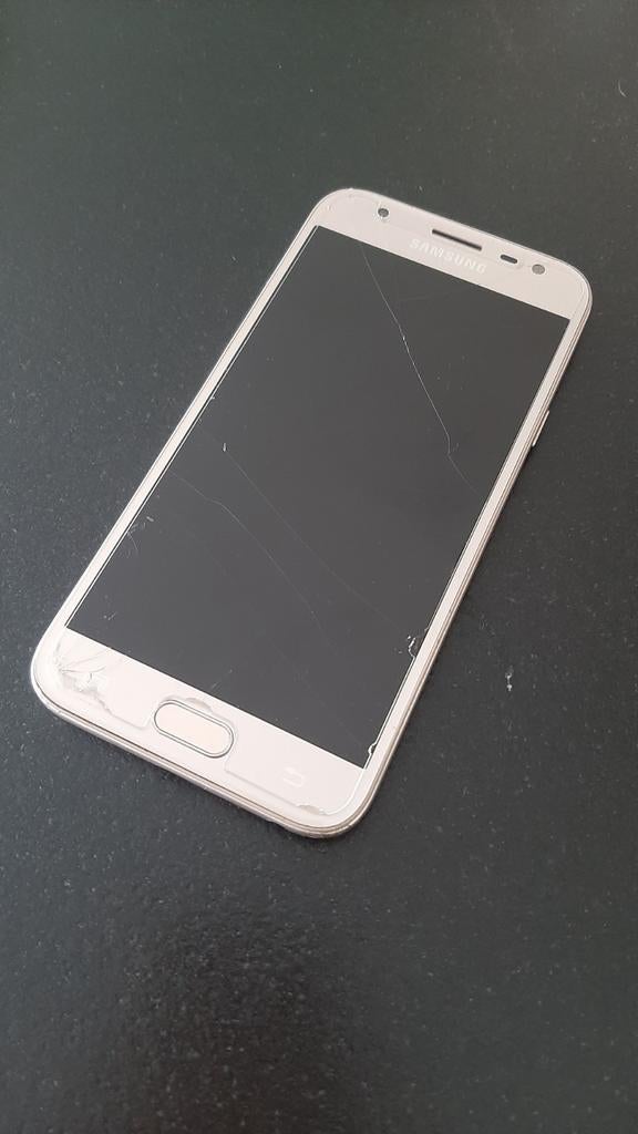 Samsung Galaxy J3 (2017) pour pièces, Télécoms, Téléphonie mobile | Accessoires & Pièces, Ne fonctionne pas, Samsung, Enlèvement ou Envoi