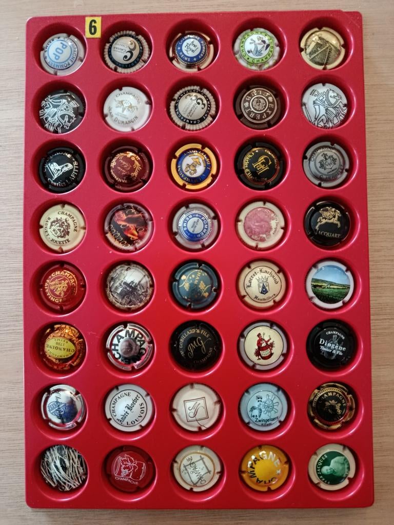 Champagne capsules 6, Enlèvement ou Envoi