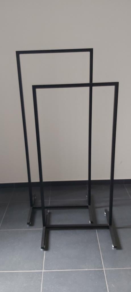 2 kledingrekken zwart mat staal, Enlèvement, Comme neuf