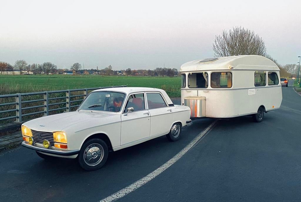 Contructam caravan, Caravans en Kamperen, Bedrijf