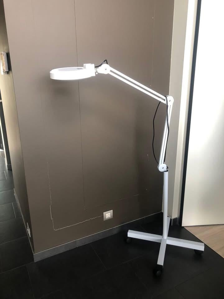 Loupe lamp met statief, Enlèvement, Comme neuf, Loupe