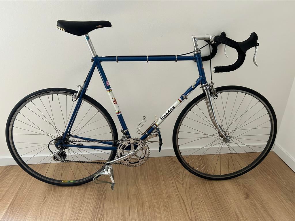 Vélo de course Retro Flandria, Enlèvement
