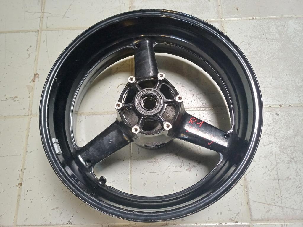 yamaha r1 modellen '98-'03 achterwiel velg zwart, Motoren, Ophalen of Verzenden, Gebruikt