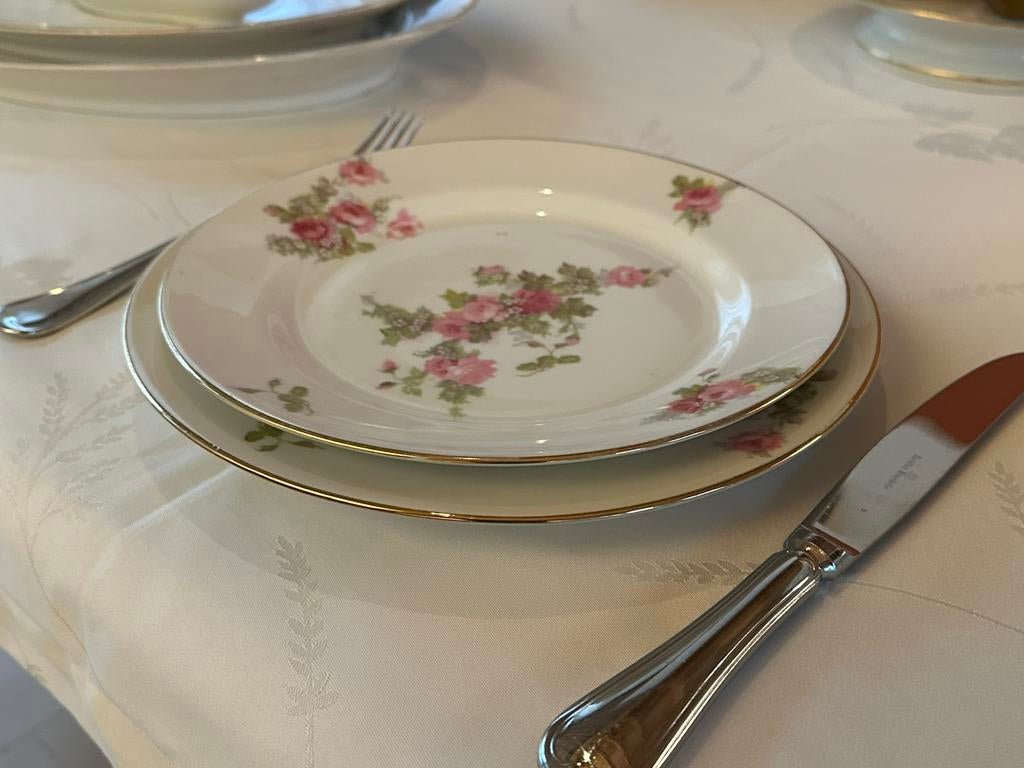 Limoges eetservies bloemmotief-in uitstekende staat, Ophalen, Gebruikt, Bord(en), Overige stijlen
