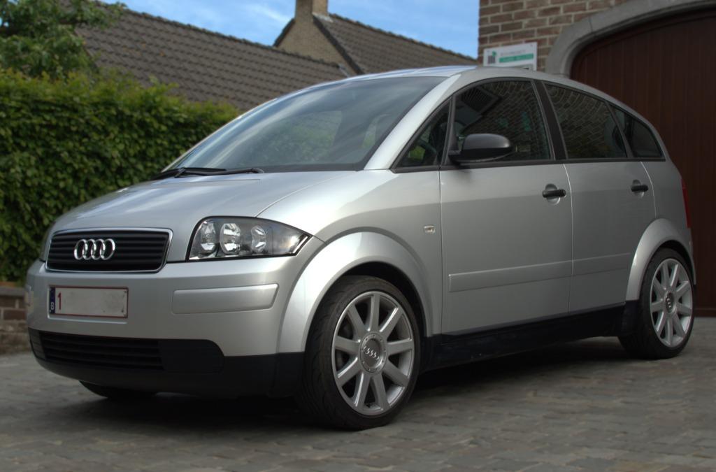 Article à faible kilométrage pour Audi A2 Collectors., Autos, Argent ou Gris, Achat, Entretenue par le concessionnaire, Noir
