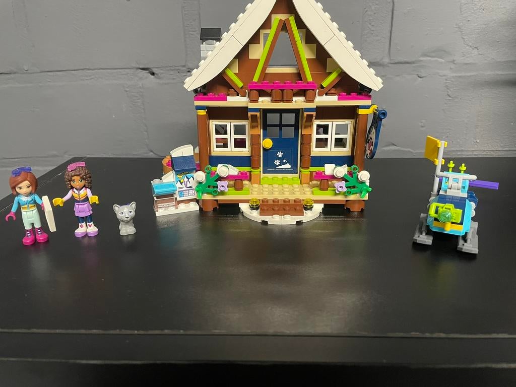 LEGO Friends Wintersport Chalet - 41323, Ophalen of Verzenden, Lego