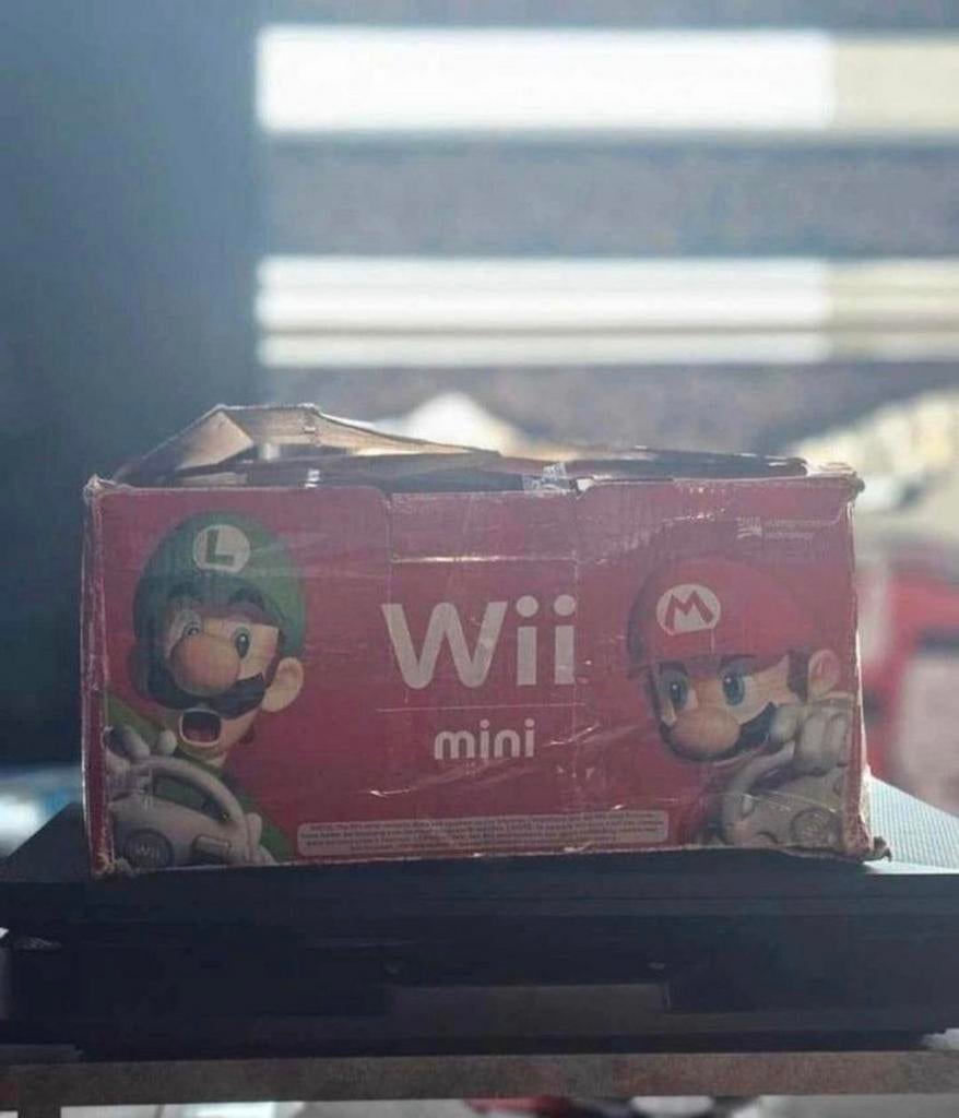 WII MINI MARIO KART EDITIE, Ophalen, Zo goed als nieuw, Met stuurtje