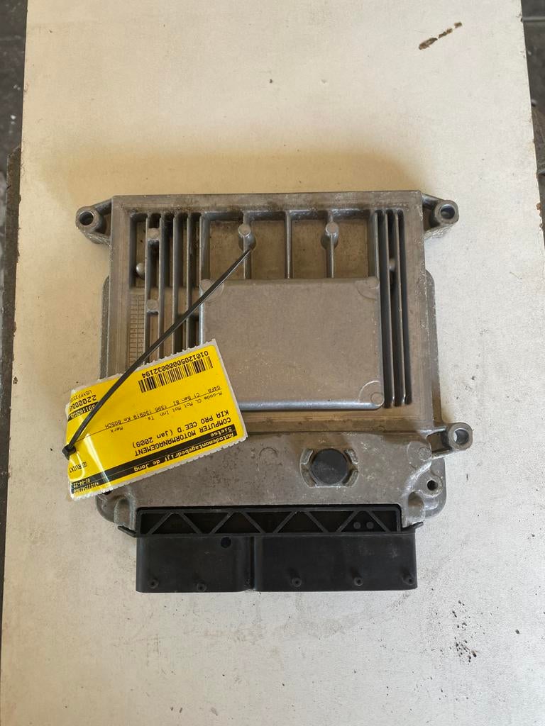 Kia Pro Cee'd 1.4i (G4FA) 0261201202/39110-2B520 ECU, Enlèvement ou Envoi, Utilisé, Kia