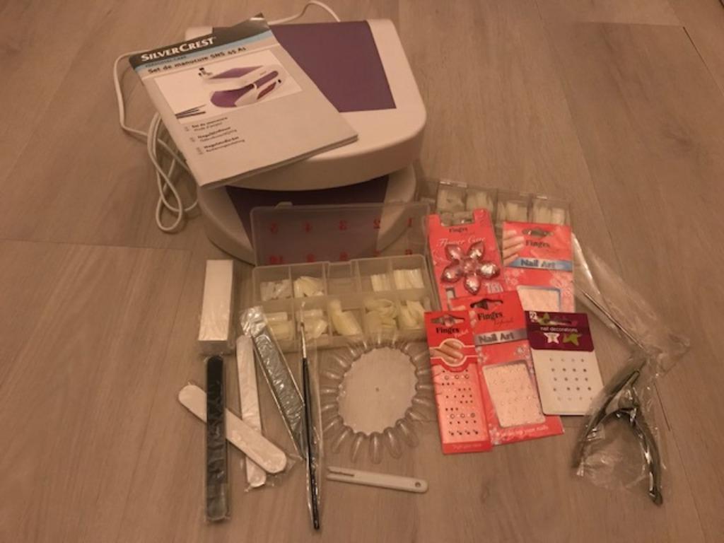 Lamp voor nagels + toebehoren-NIEUW, Ophalen, Nieuw, Hand- en Voetverzorging