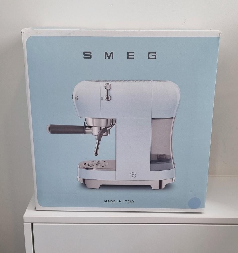 Smeg Espresso Koffiemachine. Nieuw in doos nooit gebruikt., Ophalen