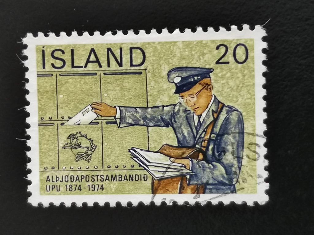 Ijsland 1974 - 100 jaar Internationale PostUnie - postbode, Ophalen of Verzenden, IJsland, Gestempeld